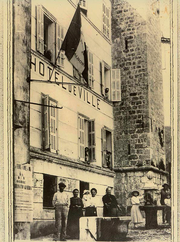 25_Placettemairie_1914